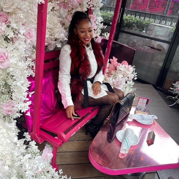 White button down dress with heart on chest - Picture 5 of 7